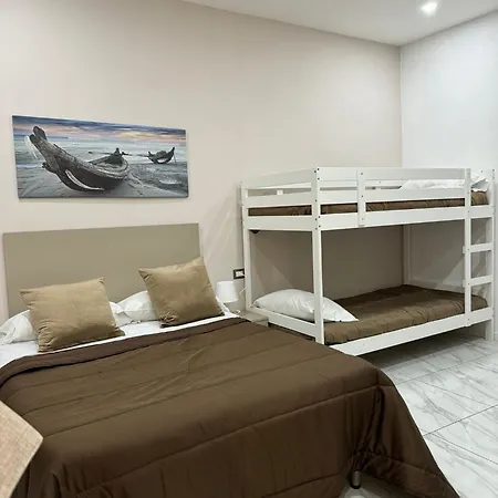 Toledo Terminal Center Neapel