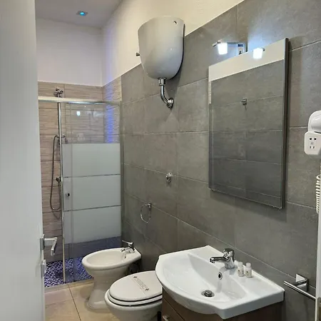 Toledo Terminal Center Apartment